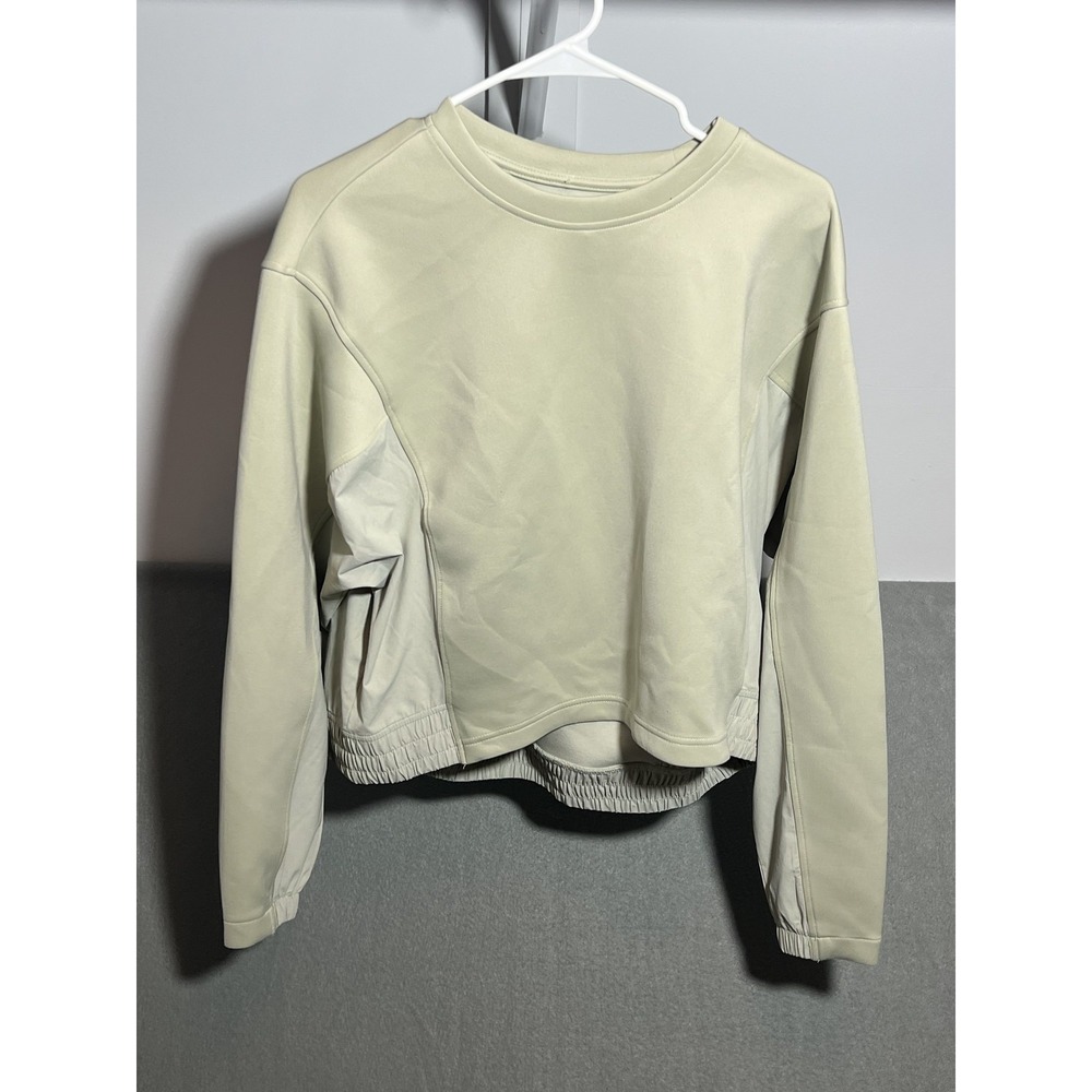 FLX Women's Active Outdoor Cropped Sweatshirt Light Sage Green‎ Size M Dancewear